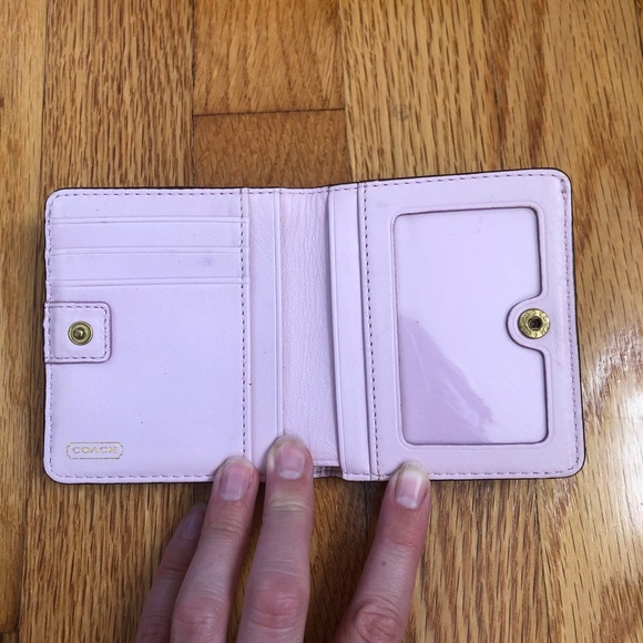 Small Coach Wallet - Picture 2 of 4